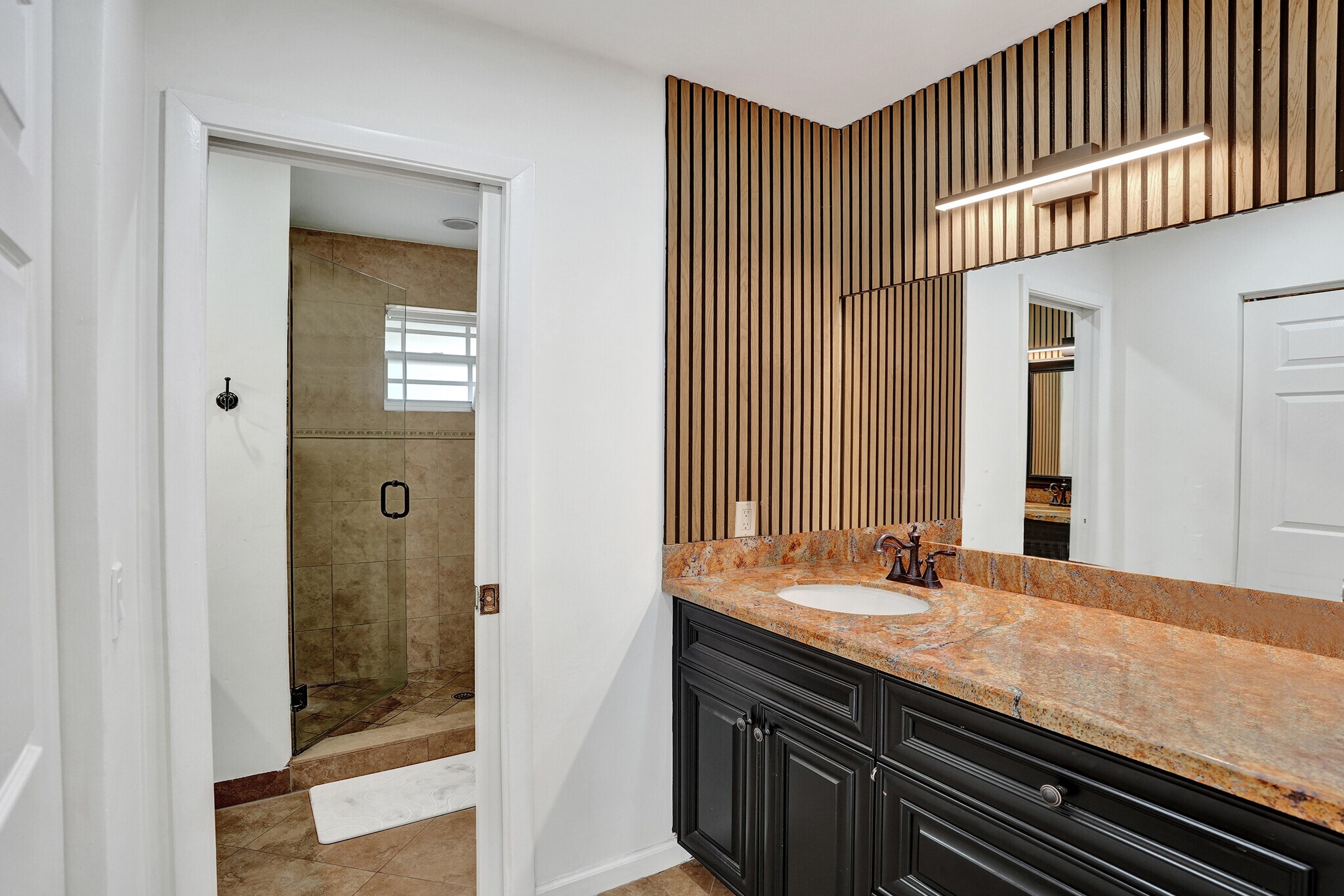 Building Photo - 1844 NE 26th Ave