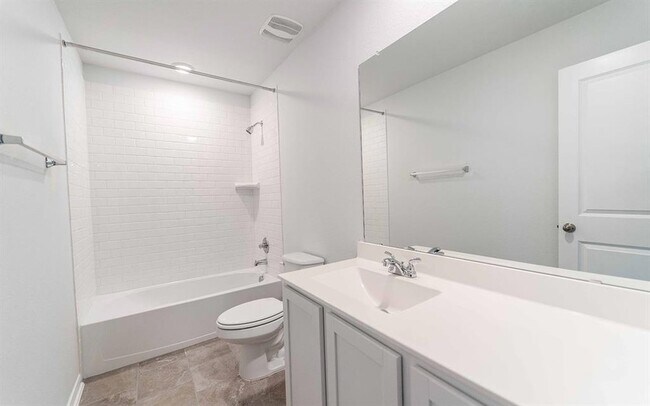 Building Photo - 101 Copper Lily Dr