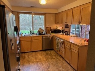 Building Photo - 775 NW James Pl