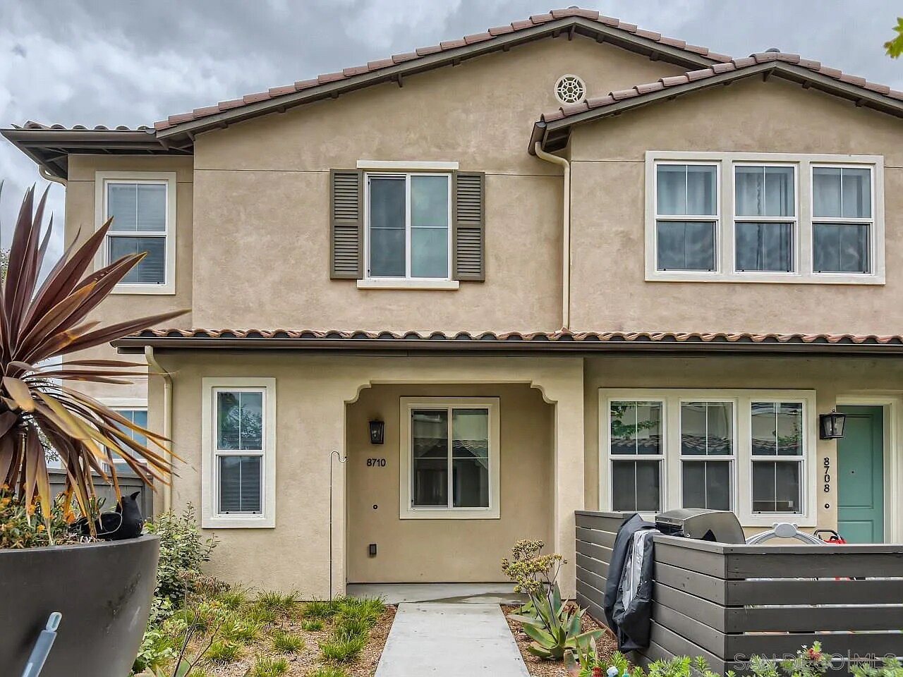 Building Photo - 8710 Barbados Ln