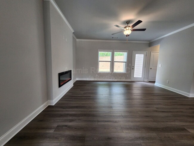 Building Photo - 5265 Wexford Ln