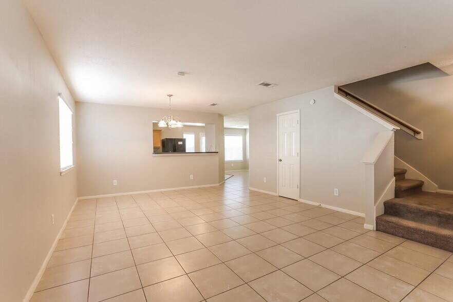 Building Photo - 5618 Imperial Grove Dr