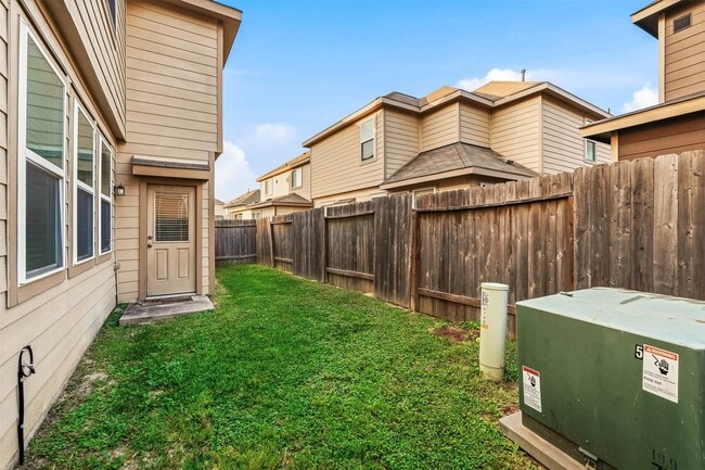 Building Photo - 5758 Manning Crk Trl