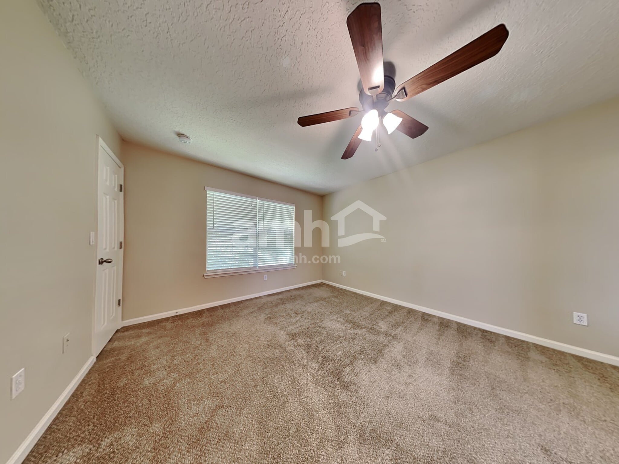 Building Photo - 96615 Commodore Point Dr