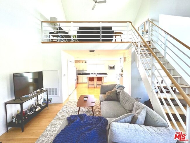 Building Photo - 311 Hill St