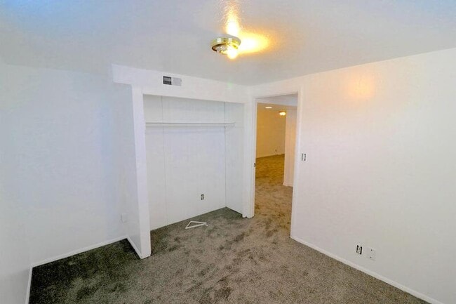 Building Photo - 8068 Bryce Dr