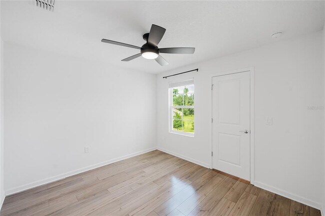 Building Photo - 2910 Black Birch Dr