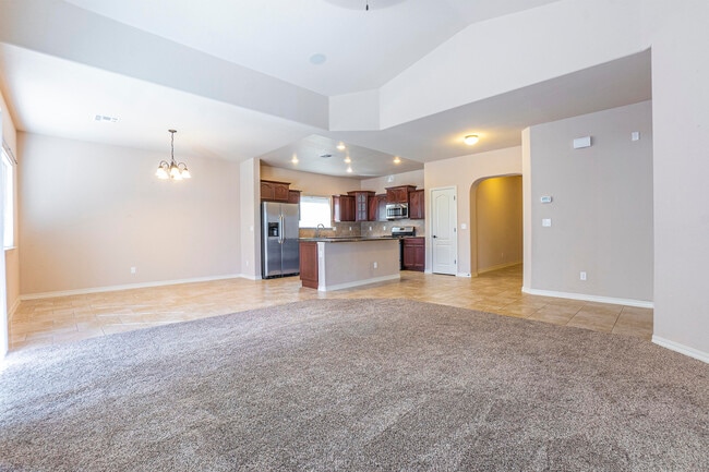 Building Photo - 7508 Wolf Creek Dr