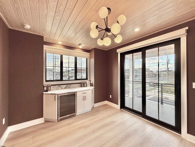 Building Photo - 100 S Frontenac Ave