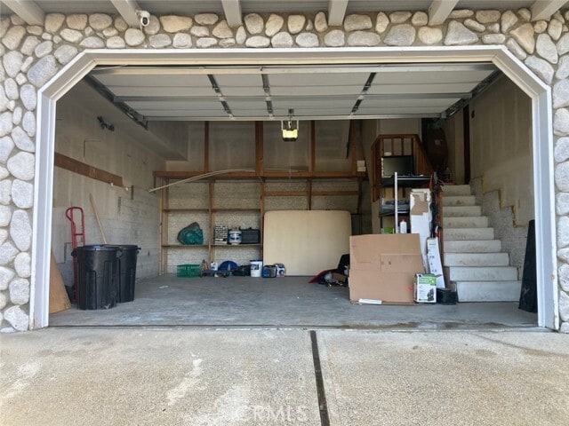 Building Photo - 27443 School Dr
