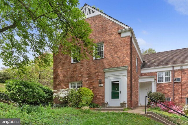 Building Photo - 3623 Gunston Rd