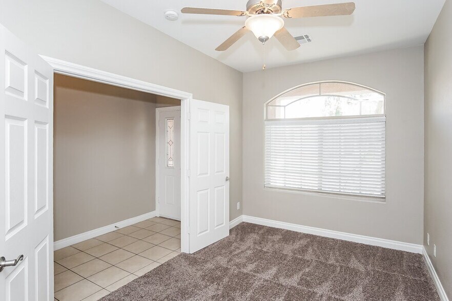 Building Photo - 1071 Will Jay Ln