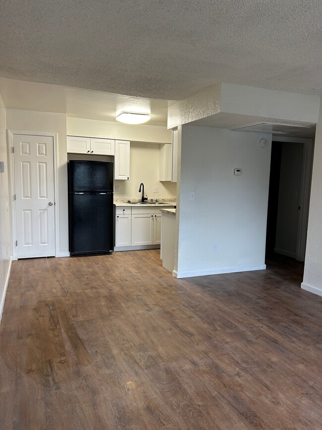 Vineyard Apartments 1625 Richland Ave Ceres CA 95307 Apartment Finder