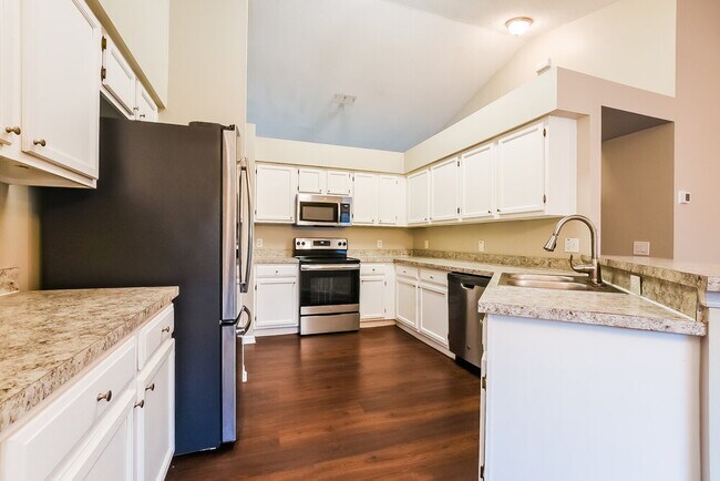 Building Photo - 15 S Cervidae Dr