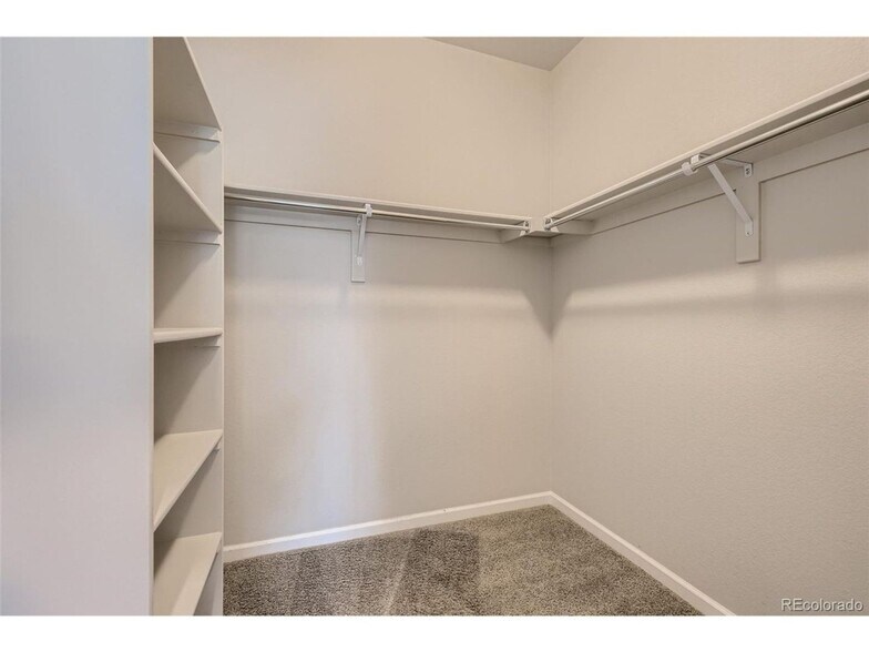 Building Photo - 14762 E Belleview Ave