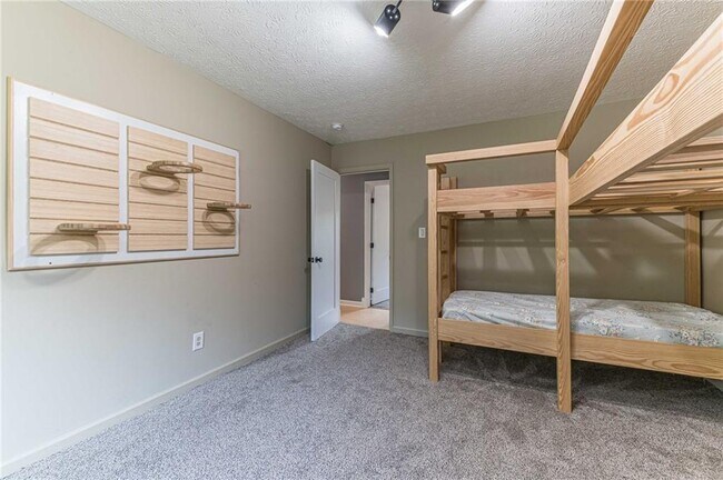 Building Photo - 3873 Princess Ct