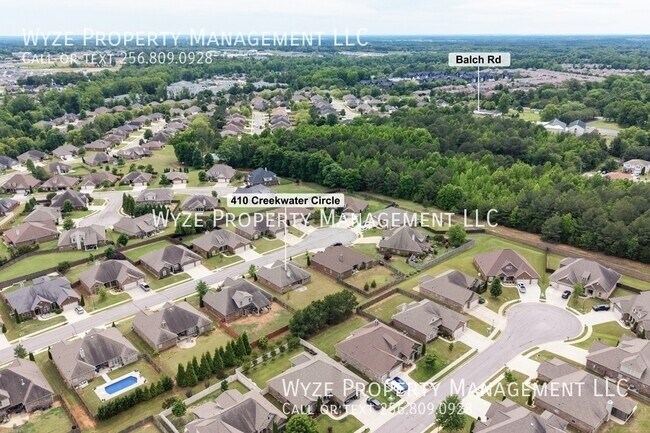 Building Photo - 410 Creekwater Cir