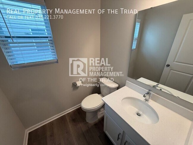 Building Photo - 2385 Dukes Hollow Ct