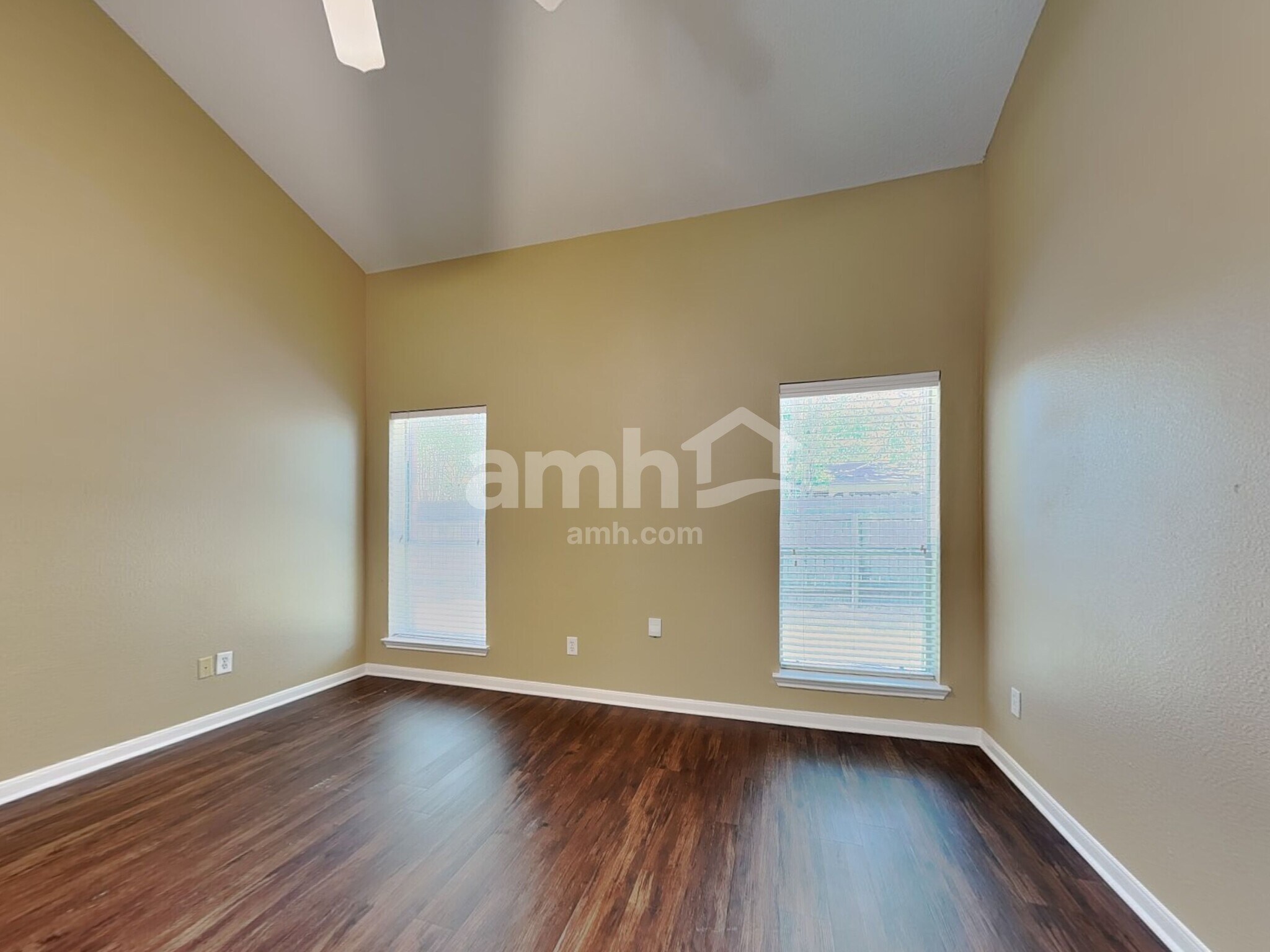 Building Photo - 22927 Lily Creek Dr