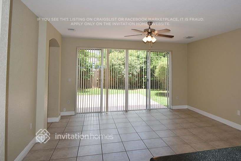 Building Photo - 14903 SW 159th Pl