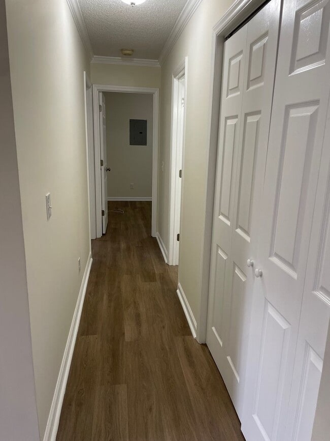 Building Photo - NEWLY RENOVATED 2 BED, 2 BATH HOME LOCATED IN ASHEBORO!