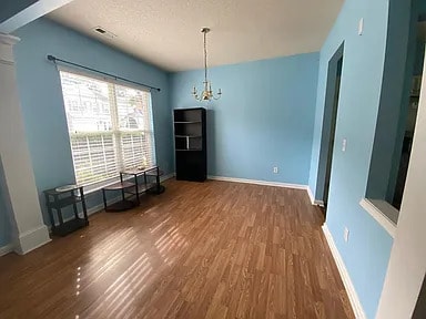 Building Photo - 148 Brentfield Loop