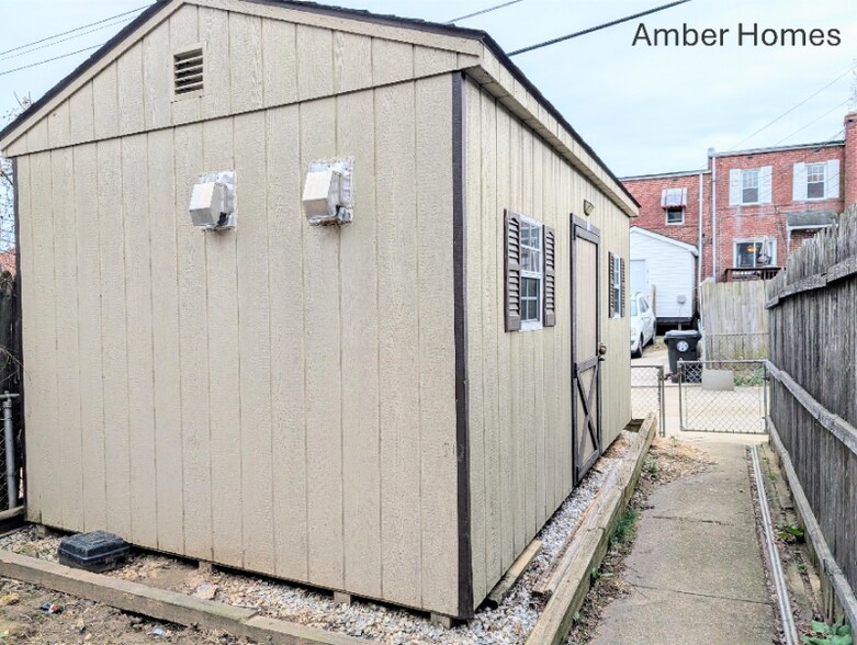 Building Photo - 1505 Becklow Ave