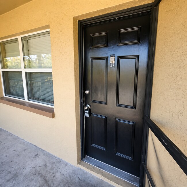 Building Photo - 2501 Harn Blvd