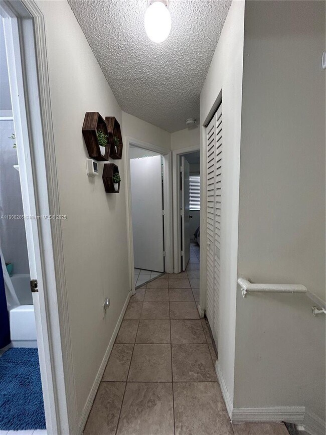 Building Photo - 8665 SW 152nd Ave