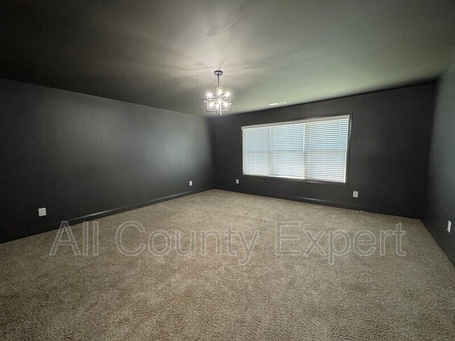 Building Photo - 4215 Hopewell Manor Dr