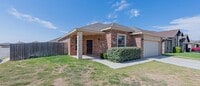 Building Photo - 7216 Brooks Ranch Rd