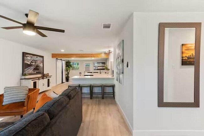 Building Photo - 2310 Dove Springs Dr