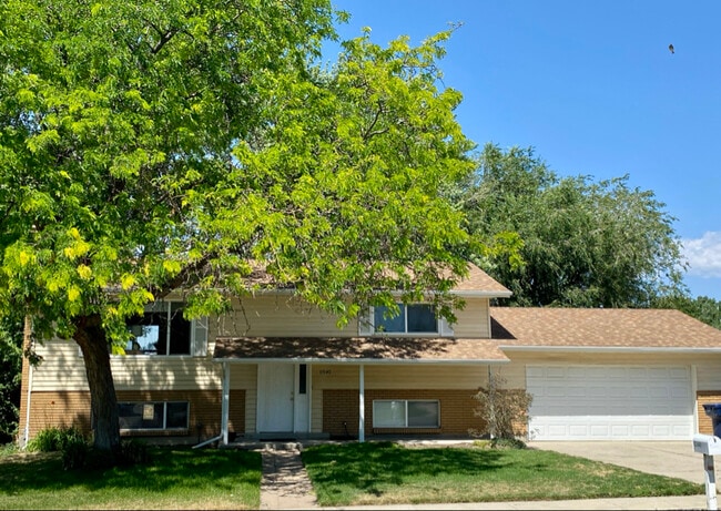 Building Photo - 11440 Sandy Creek Dr