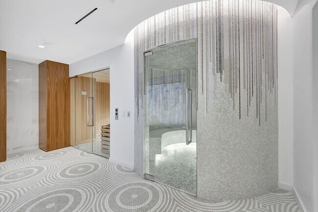 Building Photo - 200 SE Mizner Blvd