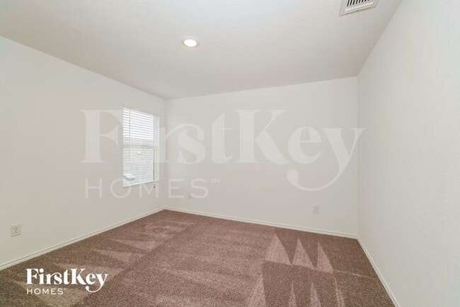 Building Photo - 6459 Cibolo Springs