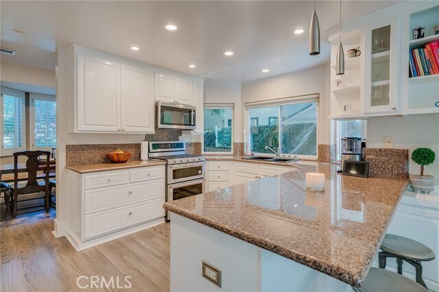 Building Photo - 6049 Rustling Oaks Dr