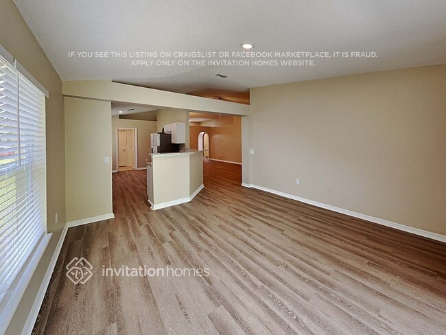 Building Photo - 510 Snail Kite Ave