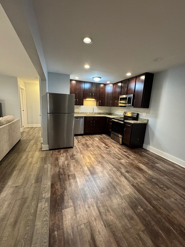 Building Photo - 1443 Homestead Rd