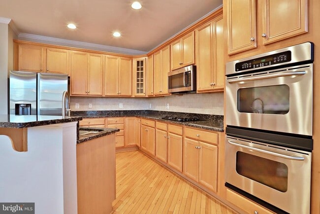 Building Photo - 135 Fortnightly Blvd