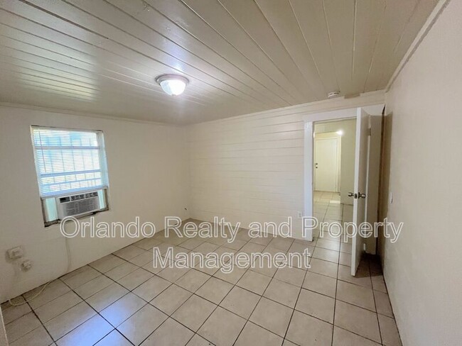 Building Photo - 1235 1/2 W Cypress St.