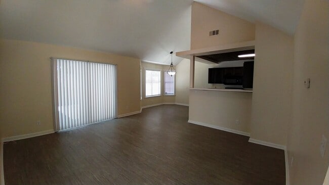 Building Photo - 4 Bedroom home in Georgetown with 2 car ga...