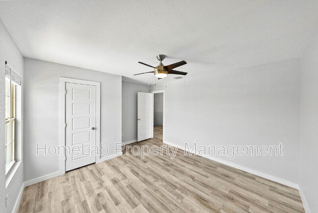 Building Photo - 5410 Coral Valley