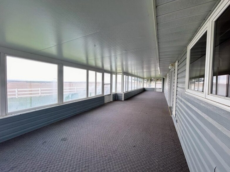Building Photo - 825 4300 N