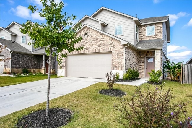 Building Photo - 605 Callahan Ln