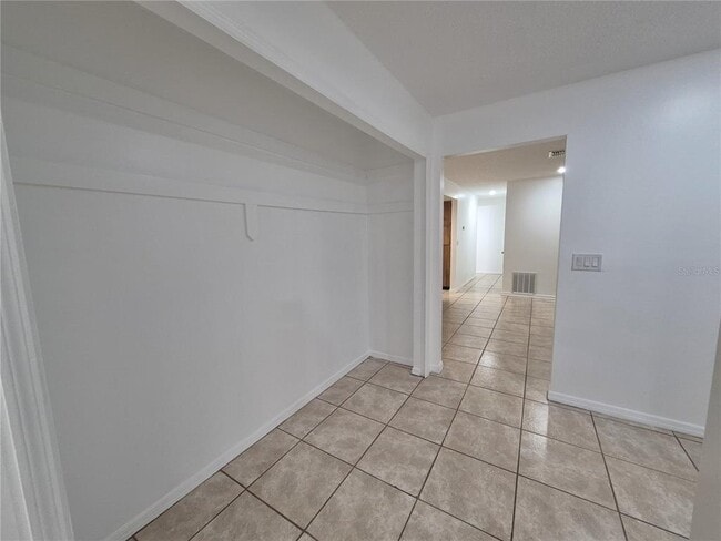 Building Photo - 2924 Ripplewood Dr