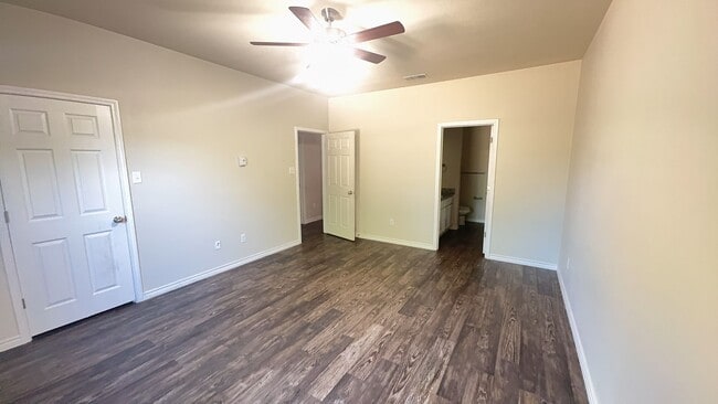 Building Photo - 3505 Barnacle Dr