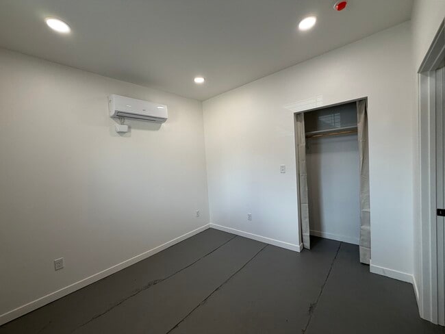 Building Photo - The Warehouse At Calhoun - RESIDENTIAL