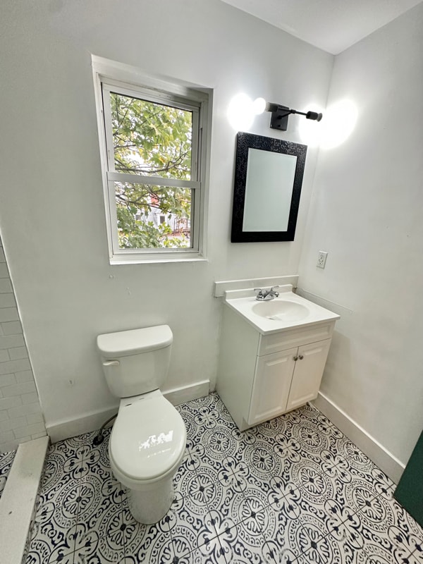 Building Photo - 101 4th Ave