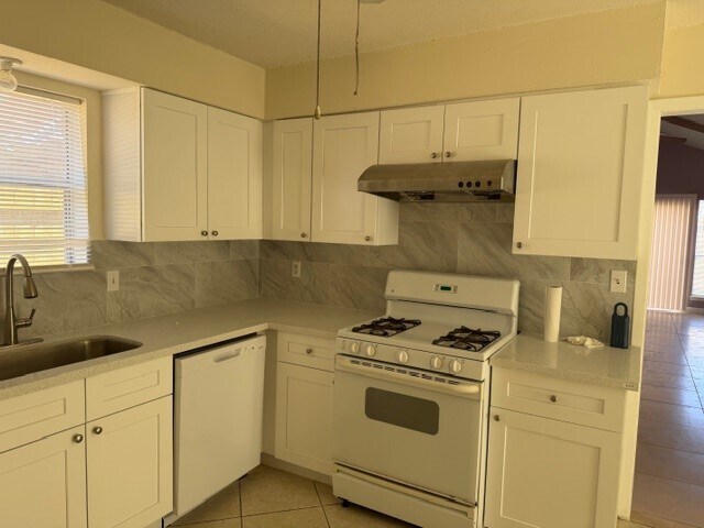 Building Photo - 11926 Alief Pl Dr