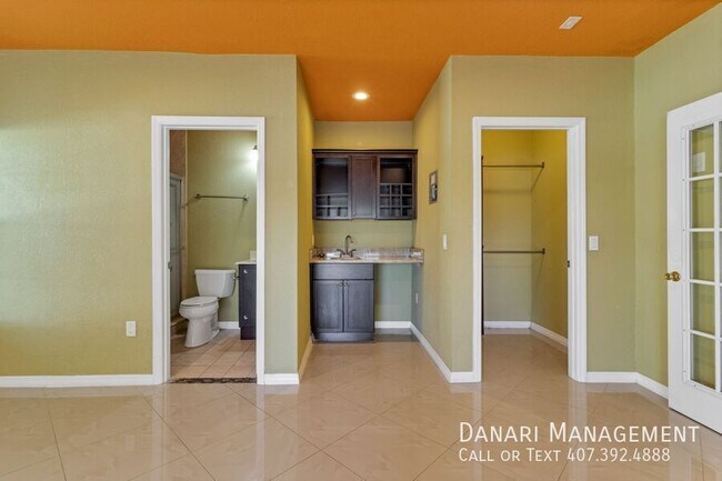 Building Photo - 5604 Florence Harbor Dr